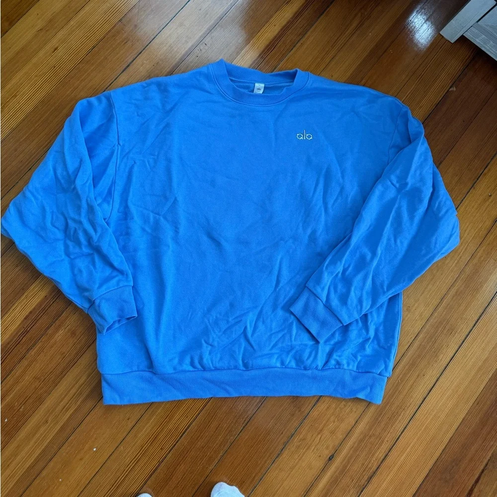Alo Accolade Crew Neck Pullover - Picture 2 of 7